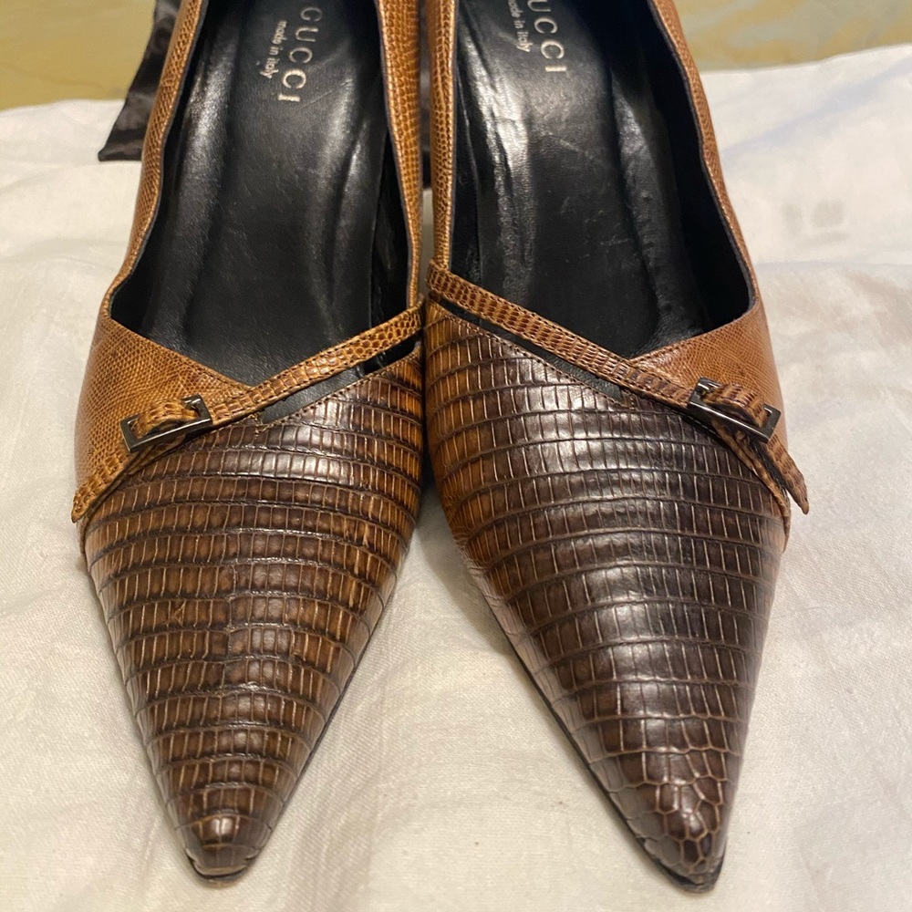 Women’s Gucci shoes size 10B
